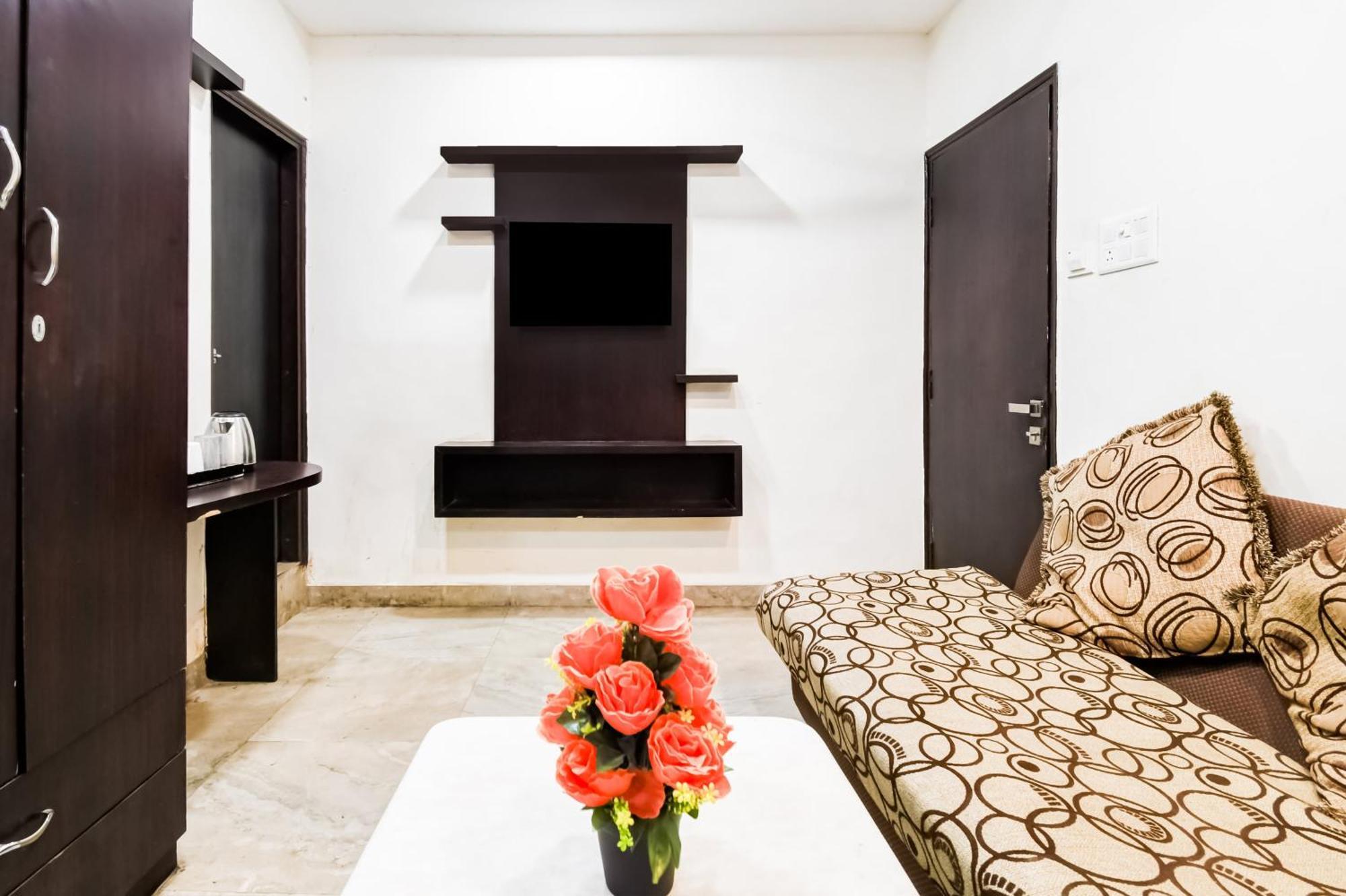 Super Hotel O Raipur City Center Formerly Hotel Edge Экстерьер фото
